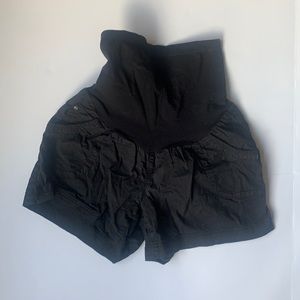 Black maternity shorts